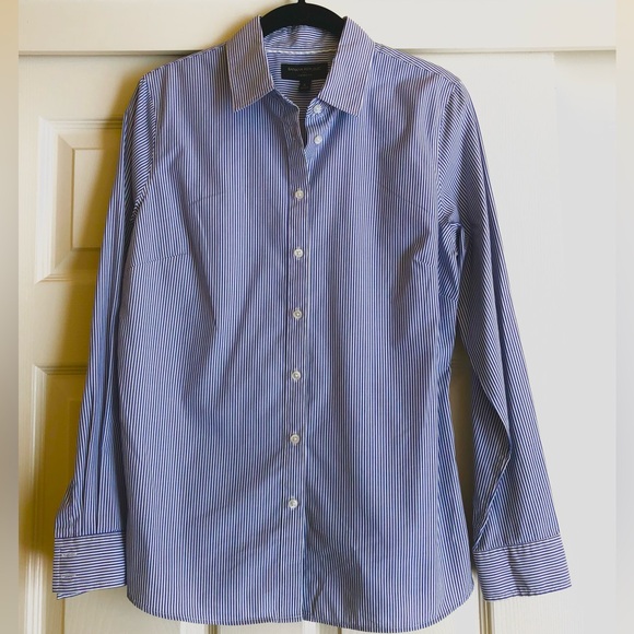 Banana Republic Tops - Banana Republic Classic Blue Striped Women’s Button Down Shirt